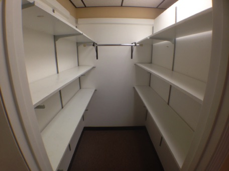 Great walk in closet.